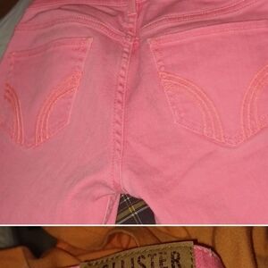 😀3/$12 Hollister  Hot Pink 👖 Jeans